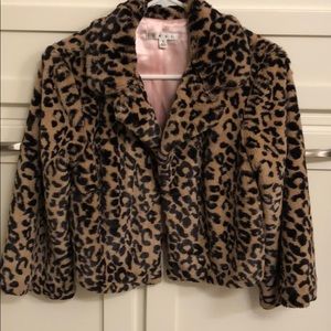 Cabi faux fur leopard print jacket sz small
